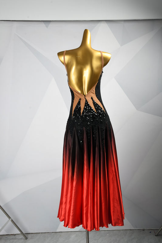 MINEJAS 2526 Black to Red Gradient Dress | Sleek American Smooth Style