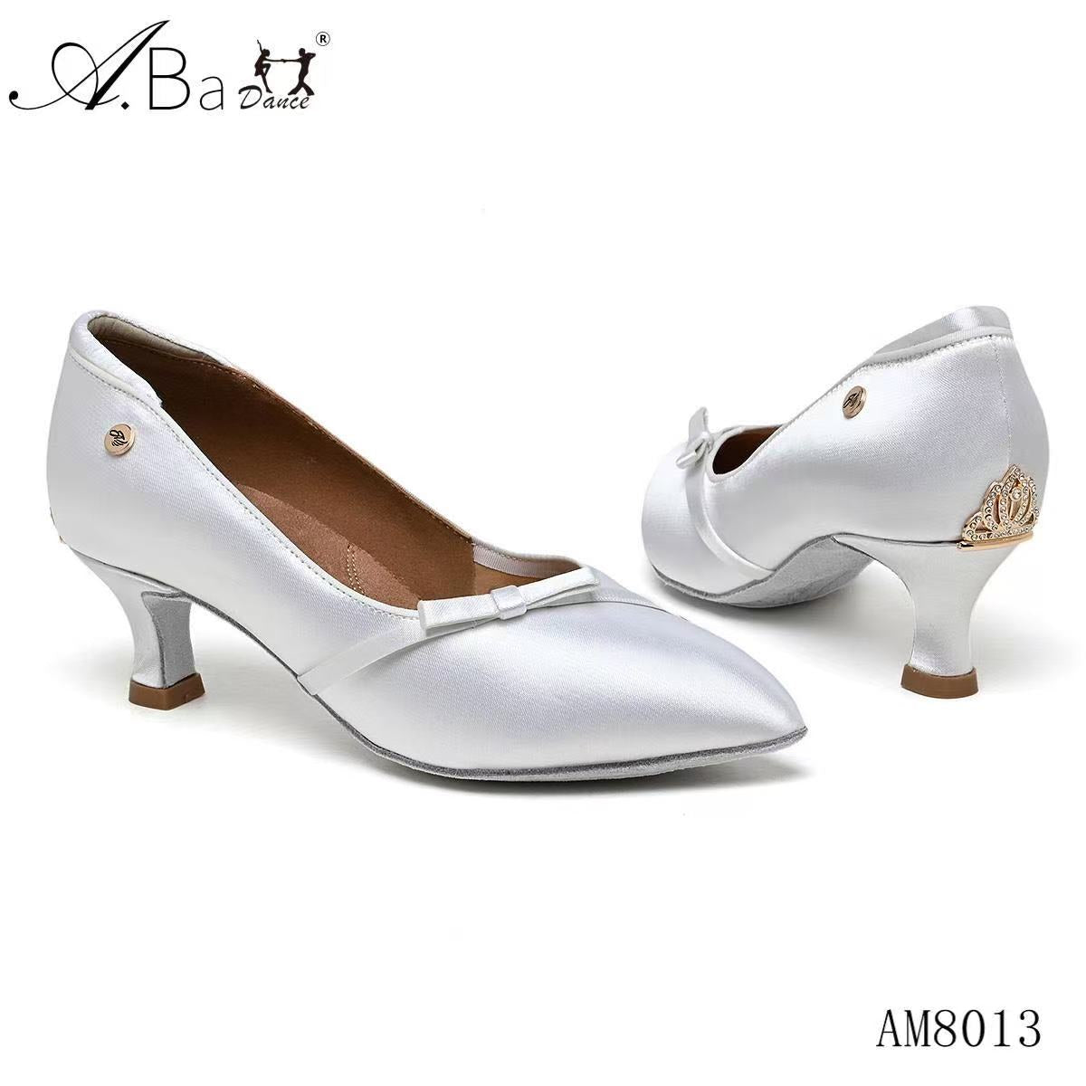 ABA DANCE.AM8013 Women’s White Modern Dance Shoes – Bow & Crown Heel Detail - Mine·Jas