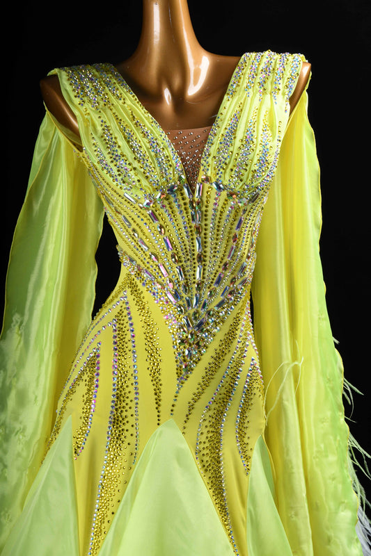 MINEJAS.B405 Yellow Feather Japanese Fabric Backless Ballroom Dress