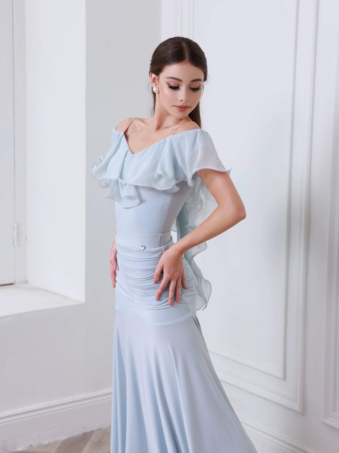 TID modern dance skirt adult advanced ballroom dance skirt showing white temperament dance suit