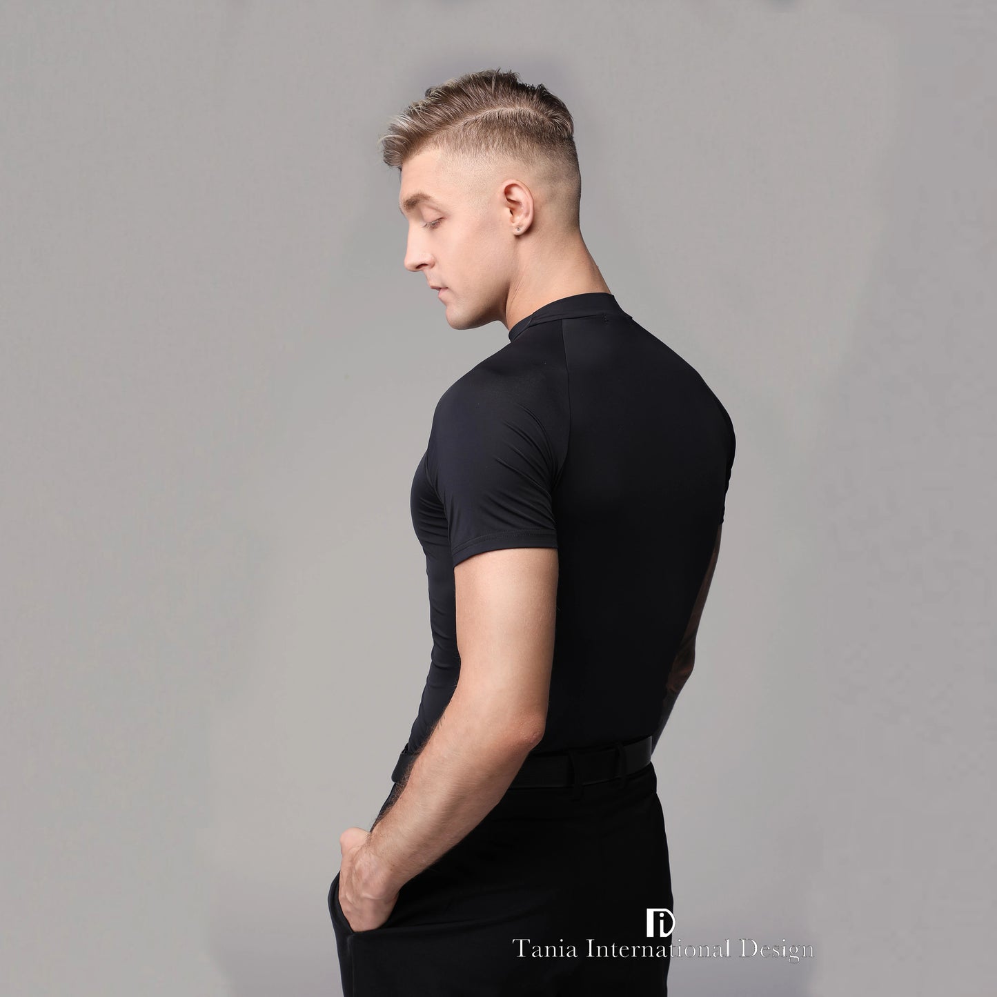 TID. A009 Latin Ballroom Summer Crew Neck Elastic Short Sleeve T-Shirt Men's Top Clothing National Ball Dance Professional Practice Suit
