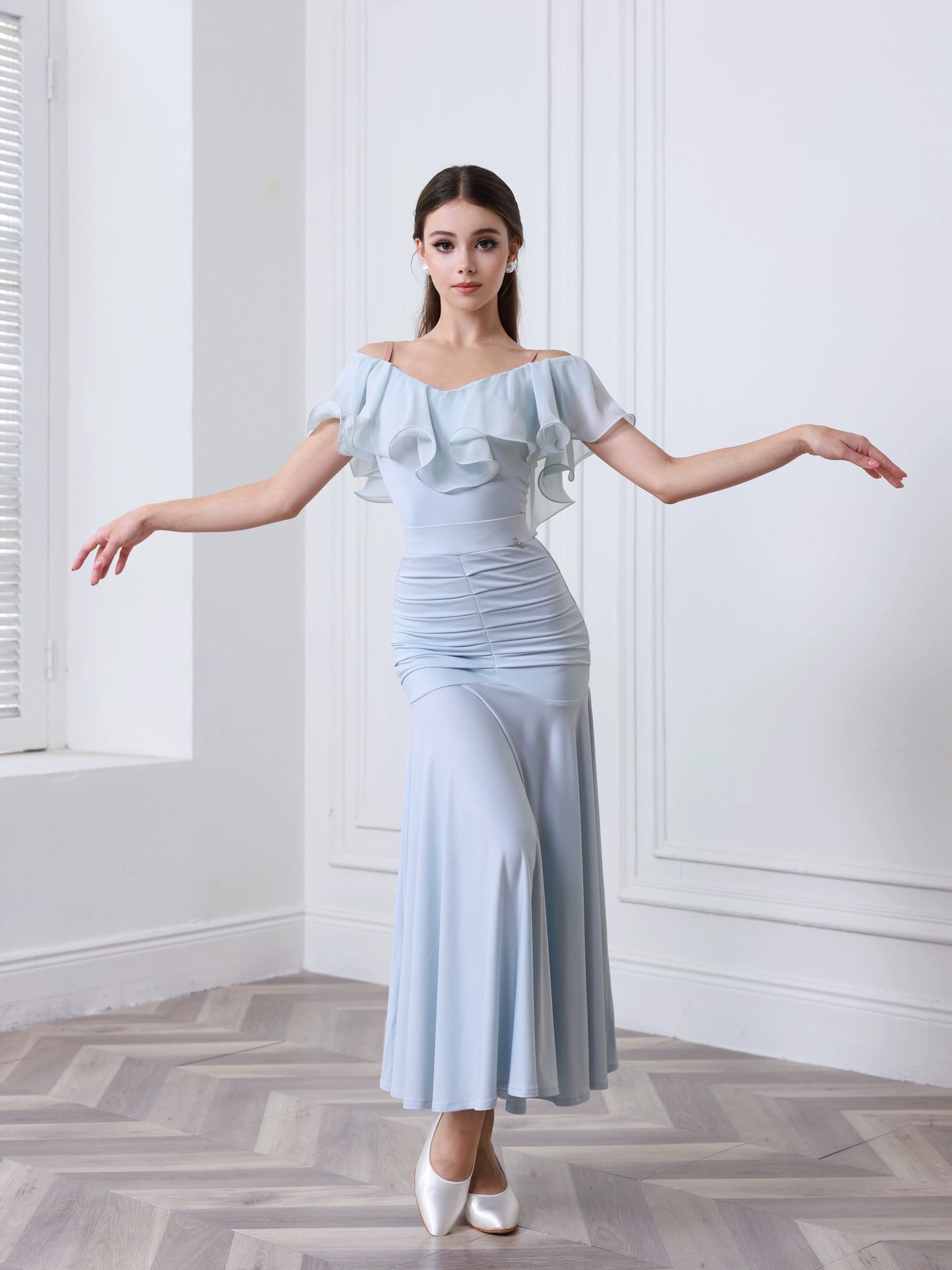 TID modern dance skirt adult advanced ballroom dance skirt showing white temperament dance suit