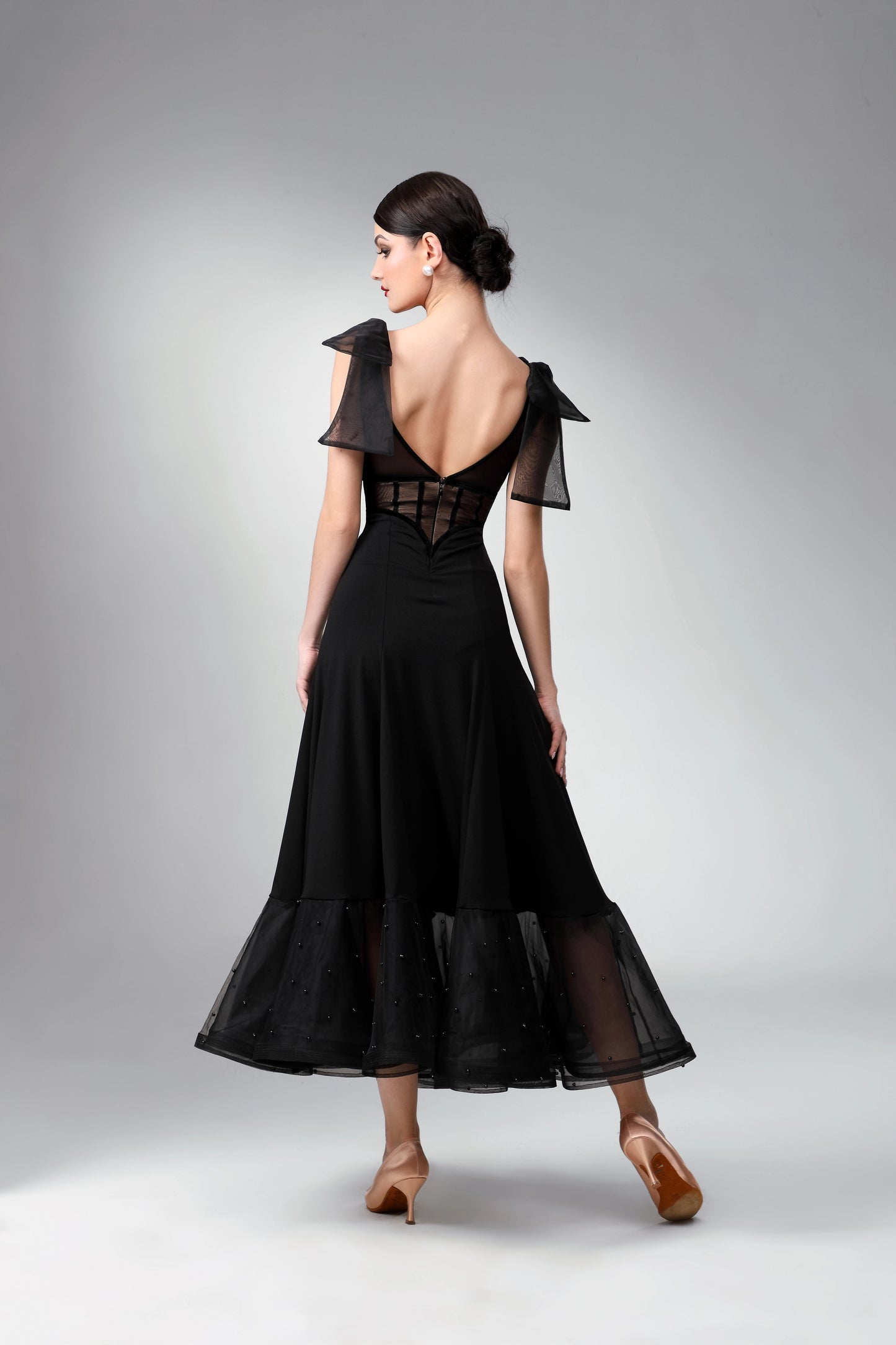 TID. M347 performance clothes, national ballroom dance clothes, dresses, and performance clothes customized