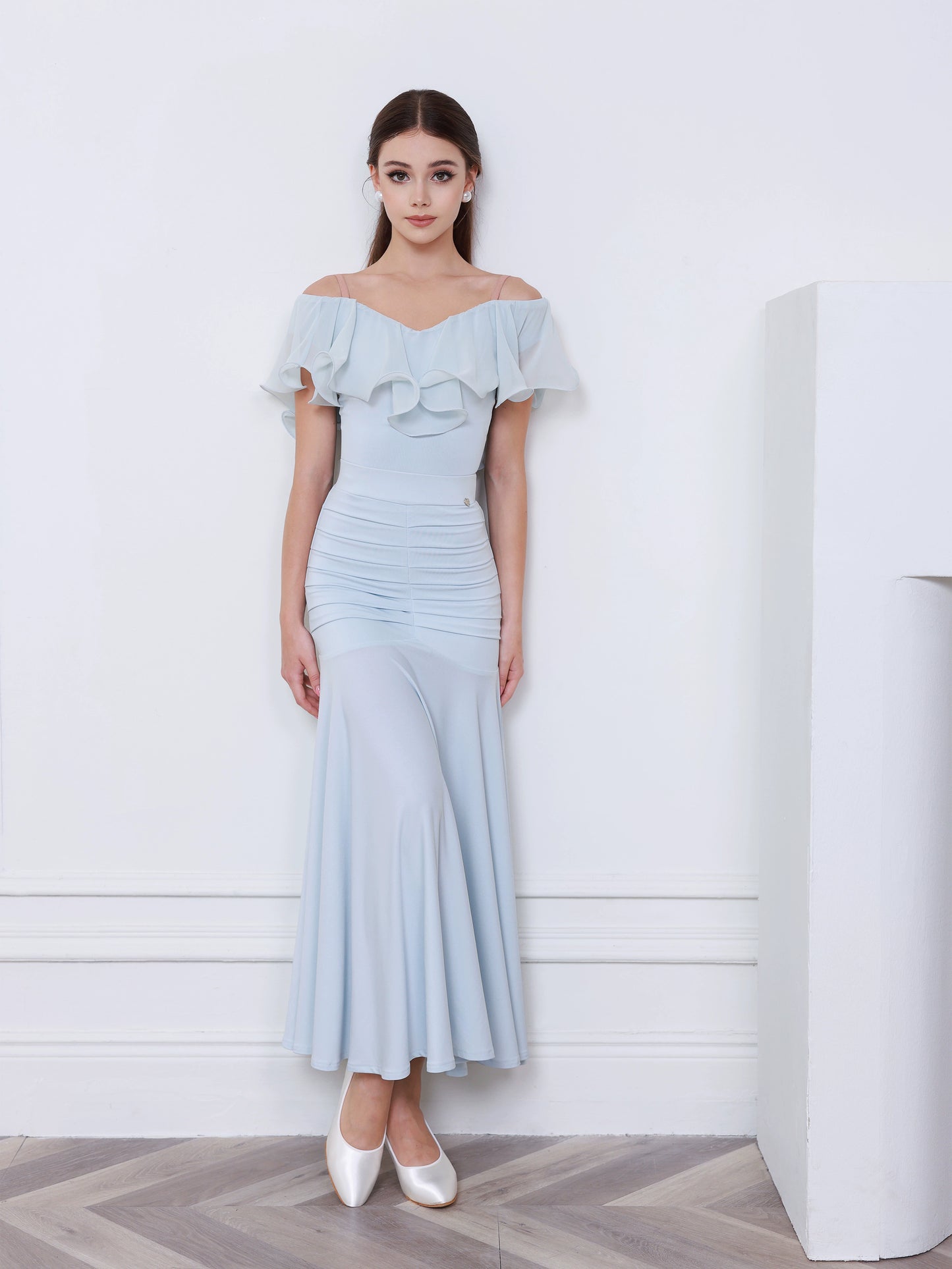 TID modern dance skirt adult advanced ballroom dance skirt showing white temperament dance suit