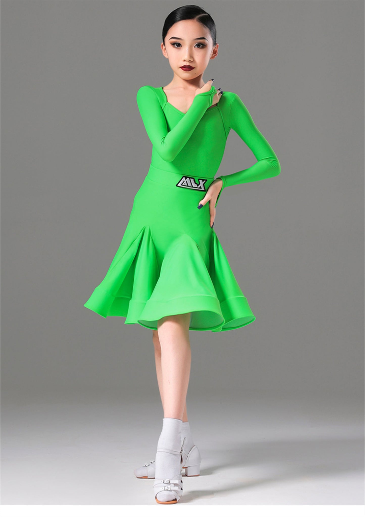 MLX8927 children's new Latin dance costumes, girls' grading regulations, national standard dance standard competition performance costumes