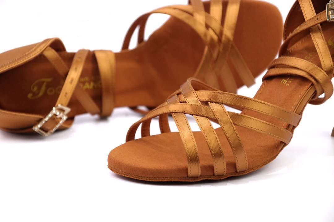 Focus Danceshoes.L012FE
