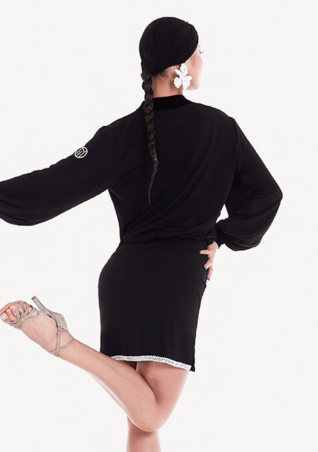 DUYQ "Black and White" Women's 001 Big V-Neck Versatile Loose Dress National Standard Latin Dance Women's Practice Suit