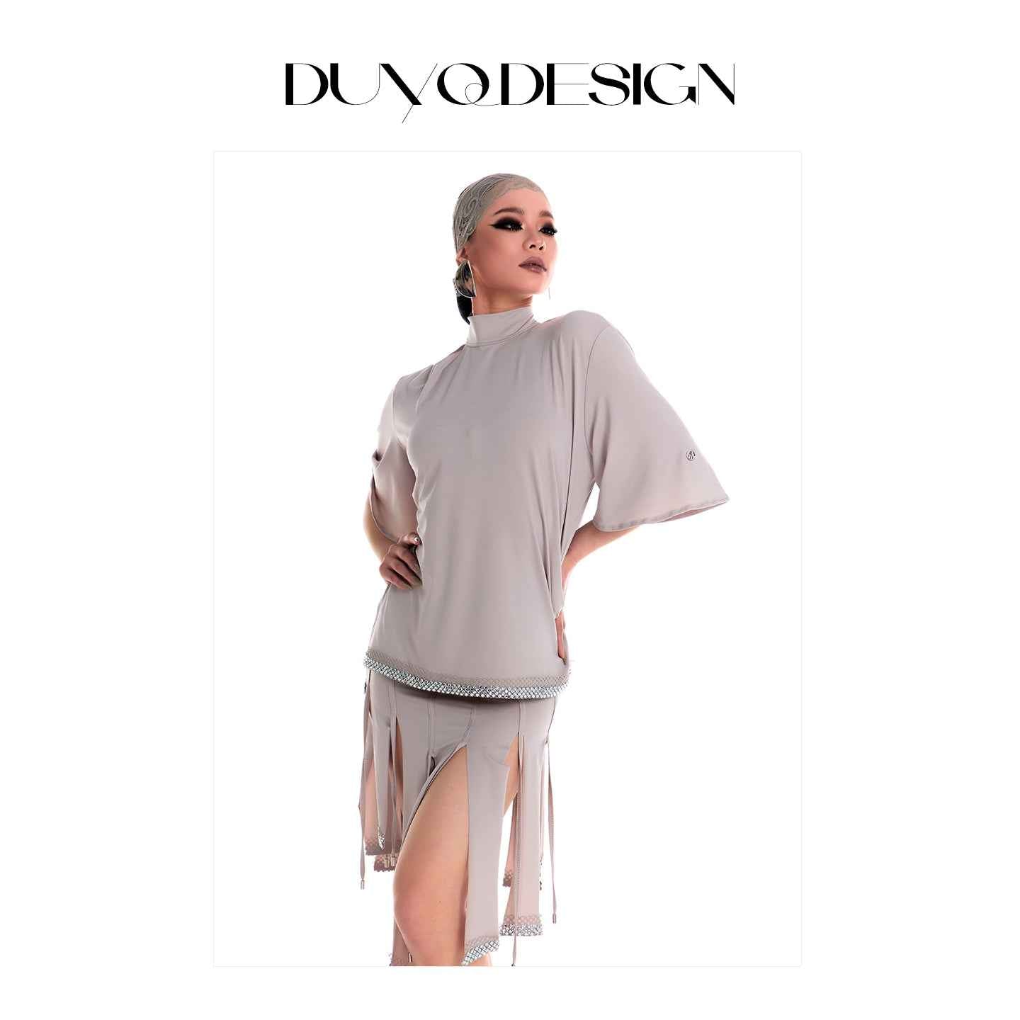 DUYQ 003 Loose Fit One-Size Top for Latin Practice