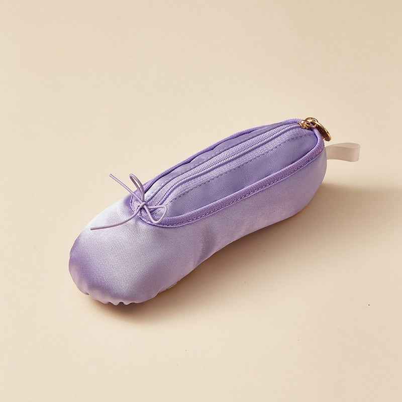 Description This adorable ballet pointe shoes shaped bag is handmade with soft, durable