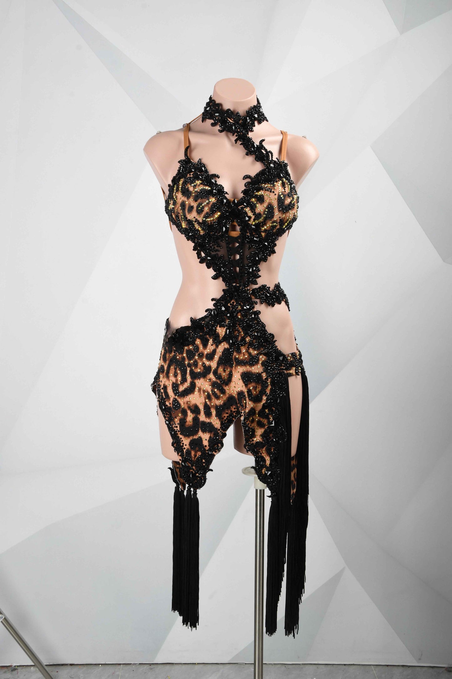 MINEJAS.L106 Leopard Print Backless Latin Competition Gown