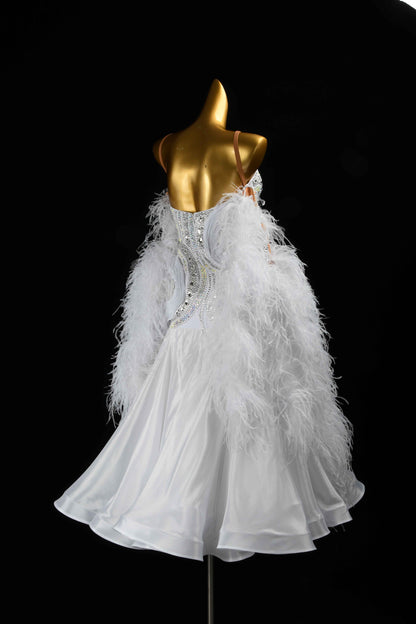 MINEJAS.B456 White Feather Rhinestone Ballroom Gown
