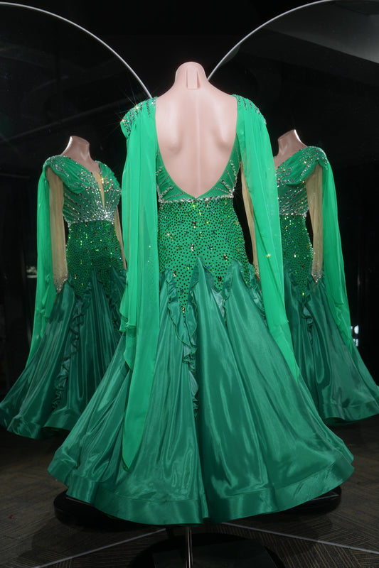 MINEJAS.L527 Emerald Green Ballroom Dance Dress with Fan-Shaped Rhinestone Bodice | Low-Back Standard Gown - Mine·Jas