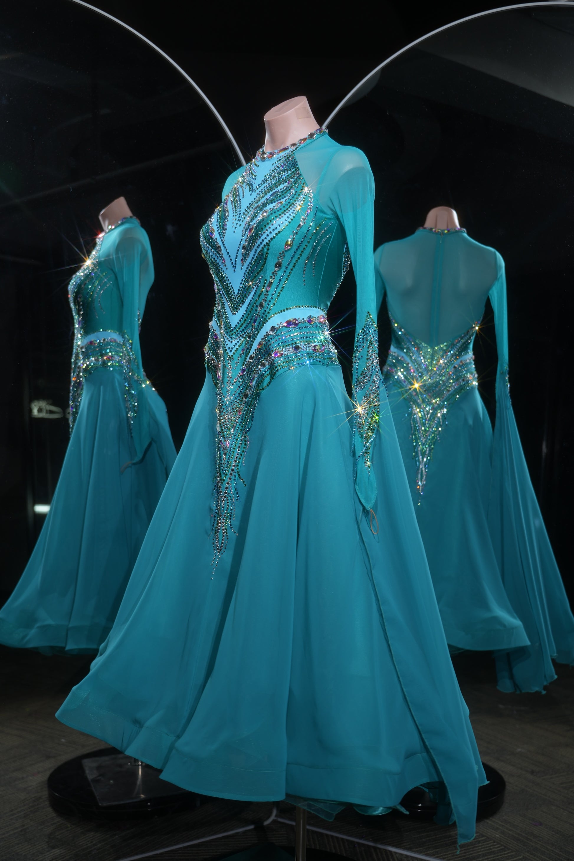 MINEJAS.L528 Teal Blue Ballroom Dance Dress with V-Shaped Rhinestone Embellishments | High-Neck Standard Gown - Mine·Jas
