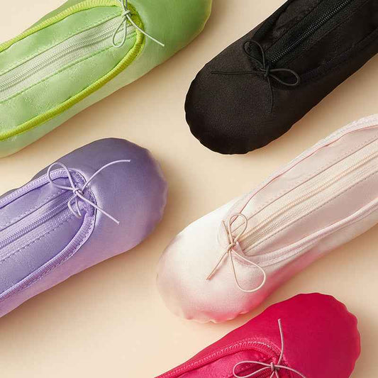 Description This adorable ballet pointe shoes shaped bag is handmade with soft, durable