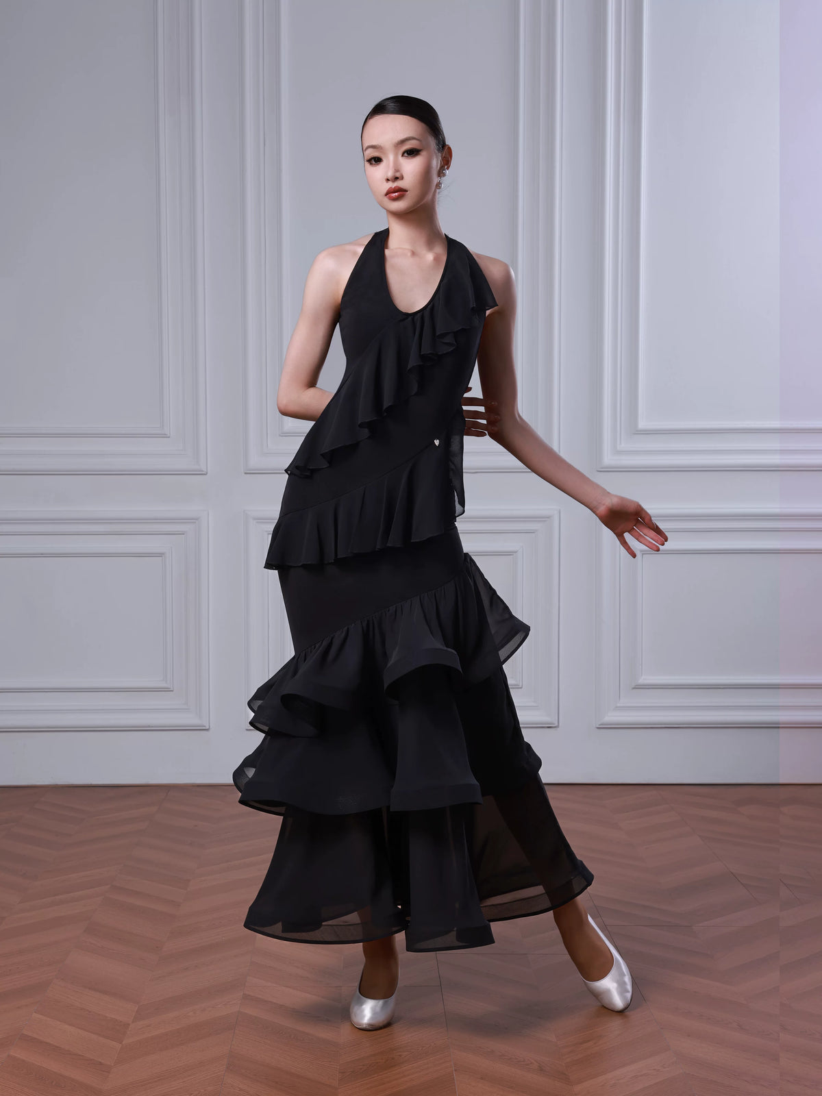 TID neck dress, multi-layer skirt, large swing skirt, high-end ballroom dance skirt
