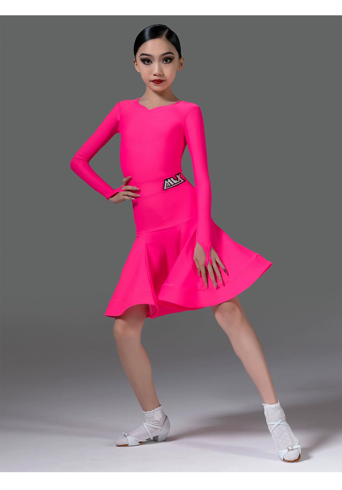 MLX.8986 new Latin dance costumes for children's professional competitions, children's practice table, performance costumes, split sets