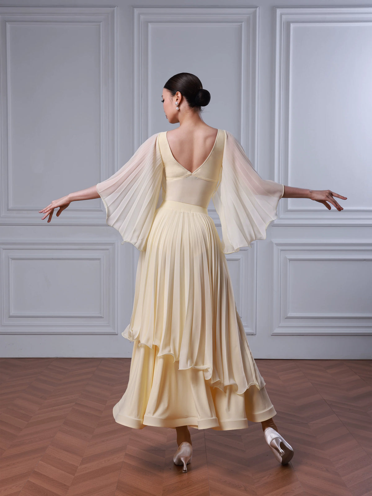 TID modern dance suit women's new mesh pleated pendulum skirt advanced waltz ballroom dance practice set
