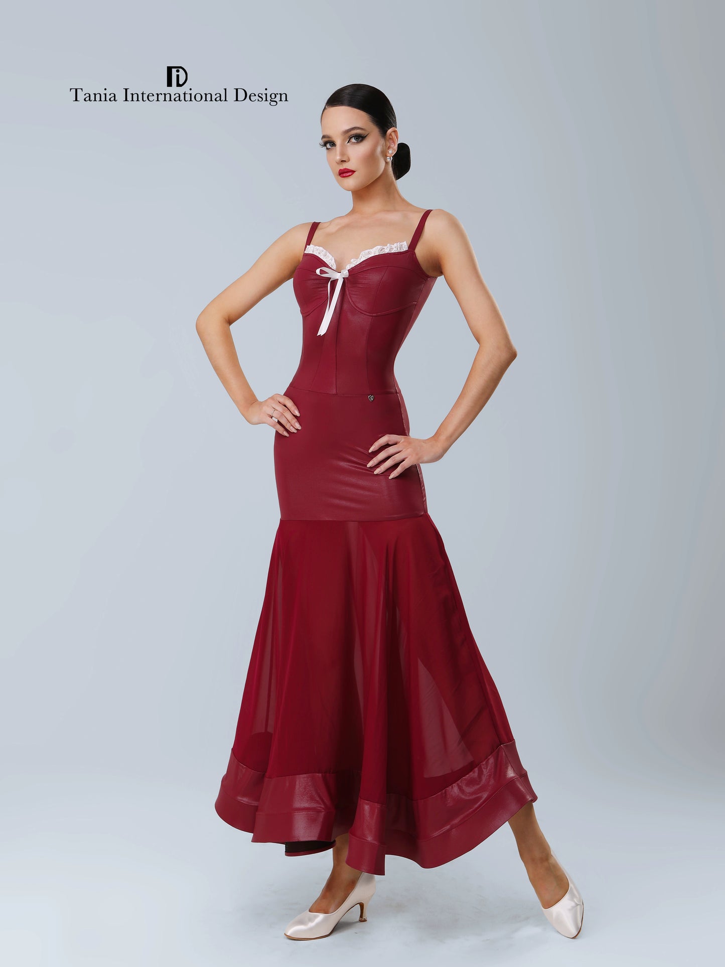 TID.D028 new ballroom dance waltz swing dress performance suit professional national ballroom dance dress