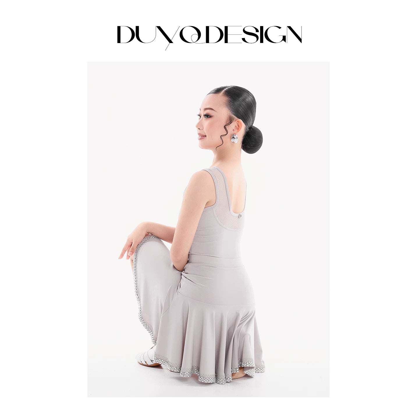 DUYQ children's style "Mountain Awakening Spring" 007 classic original top Latin dance girls practice clothes professional