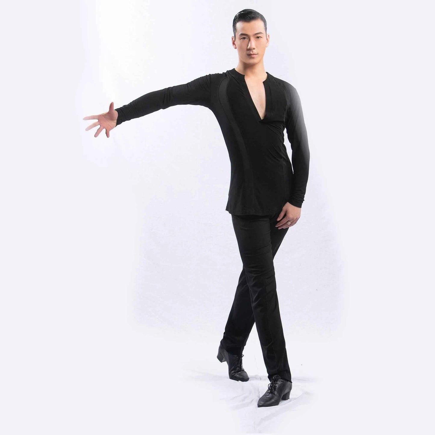 DONG XIN.NY191 dance suit V-neck waist T-shirt men's Latin slim-fit top Latin practice suit dance fitness suit