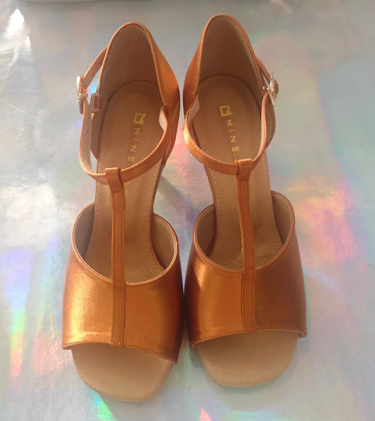 MINEJAS Butterfly Style Nude Satin Latin Dance Shoes – Elegant Competition Heels